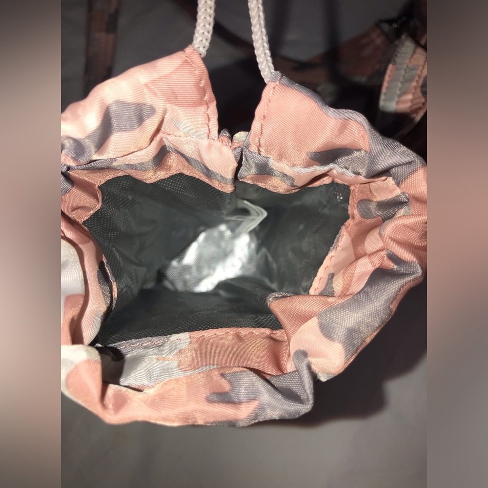 Lug Jumper Carryall Tote and bottle carrier in Camo Rose - Picture 8 of 10